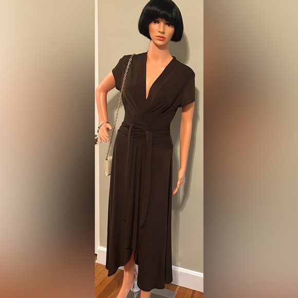 Michael Kors Faux Wrap
Brown Ho/Low Dress 12 - Picture 2 of 10